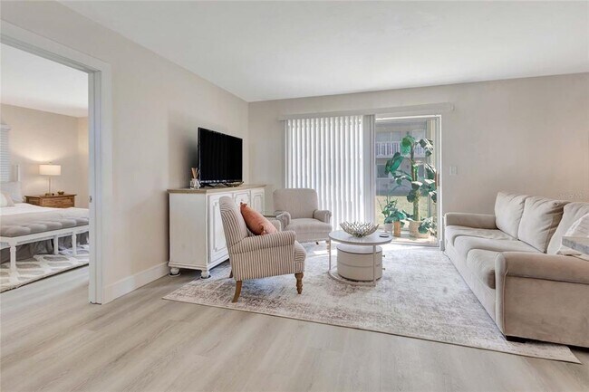 Building Photo - 3755 S School Ave