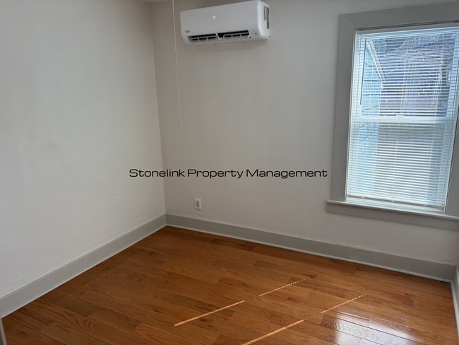 Building Photo - 111 Johnson St