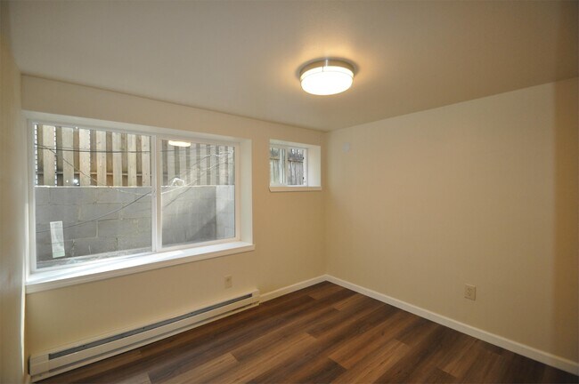 Building Photo - 5214 1/2 15th Ave NE