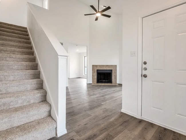 Building Photo - 2326 Sherry St