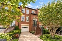 Building Photo - 10220 Baltusrol Ct