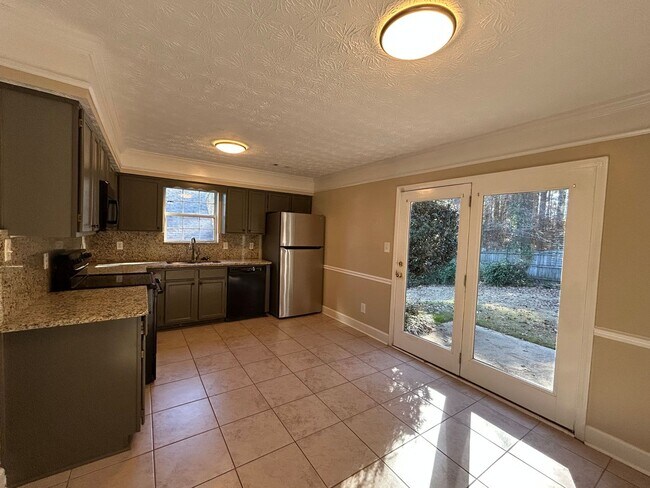 Building Photo - 145 Long Leaf