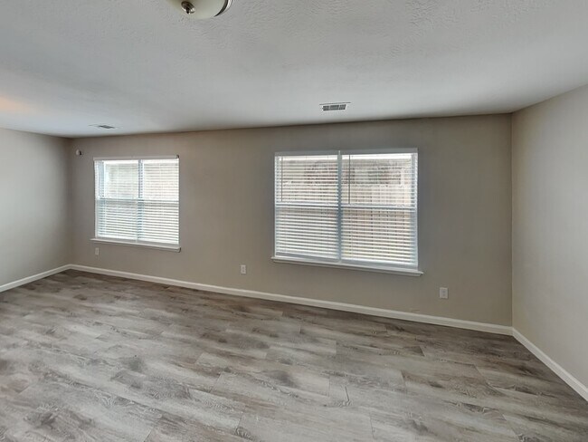 Building Photo - 12806 Boris Cove Trail