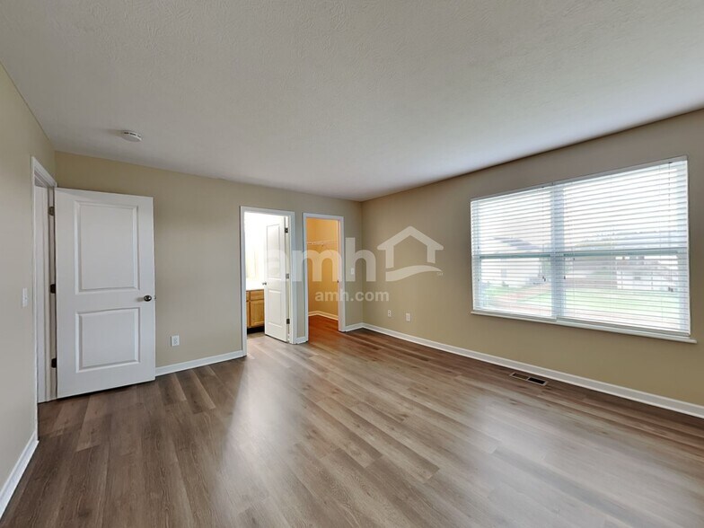 Building Photo - 583 Virginia St