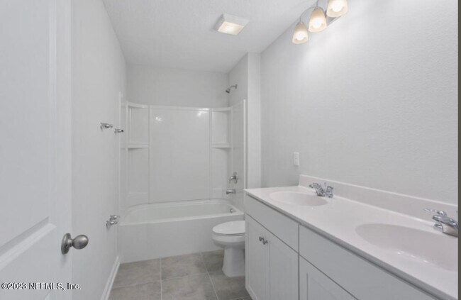 Building Photo - 39 Starnberg Ct