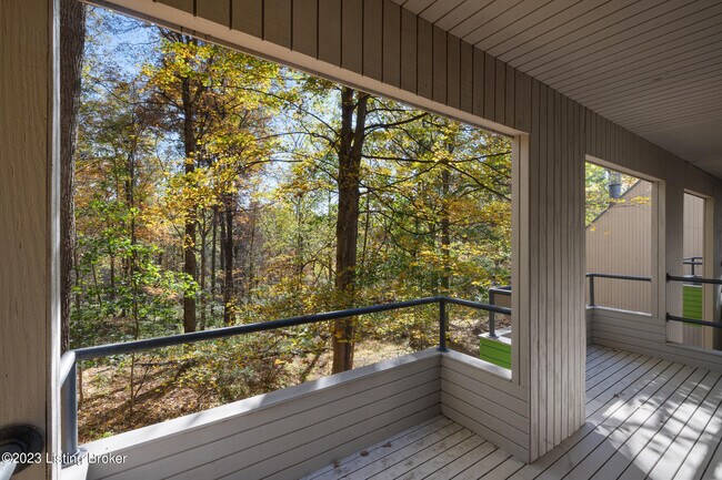 Building Photo - 6 Glen Arden Rd
