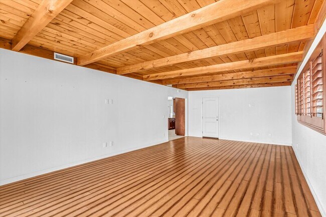 Building Photo - 2683 Caulfield Dr