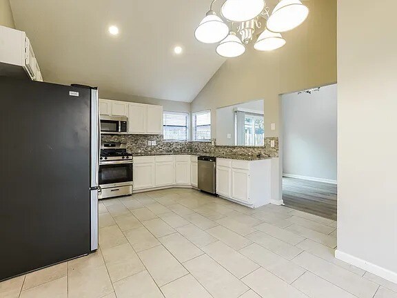 Building Photo - 19230 Sandelford Dr