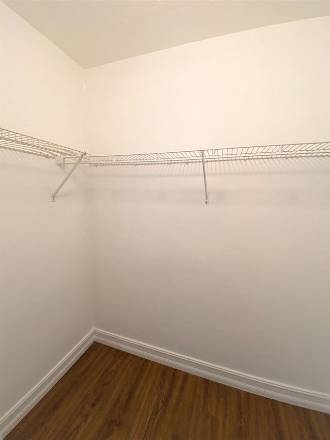 Building Photo - ** REGENCY WOODS ** 3 BED / 2 BATH - CONDO - CARPORT - SOUTH NAPLES - ANNUAL RENTAL