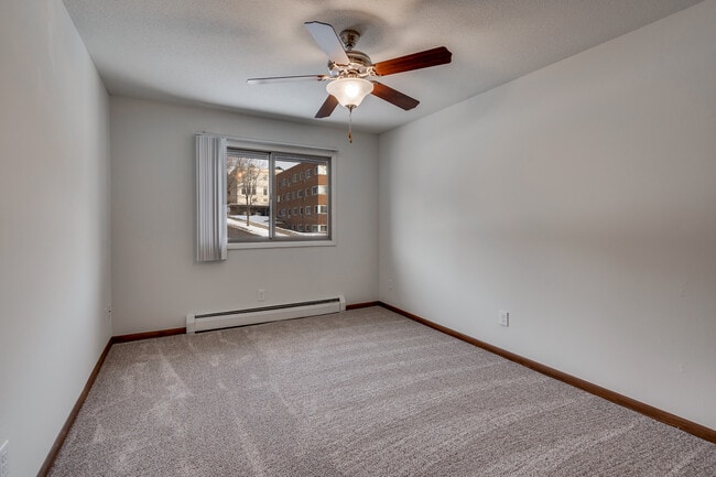 Building Photo - Franklin Villa