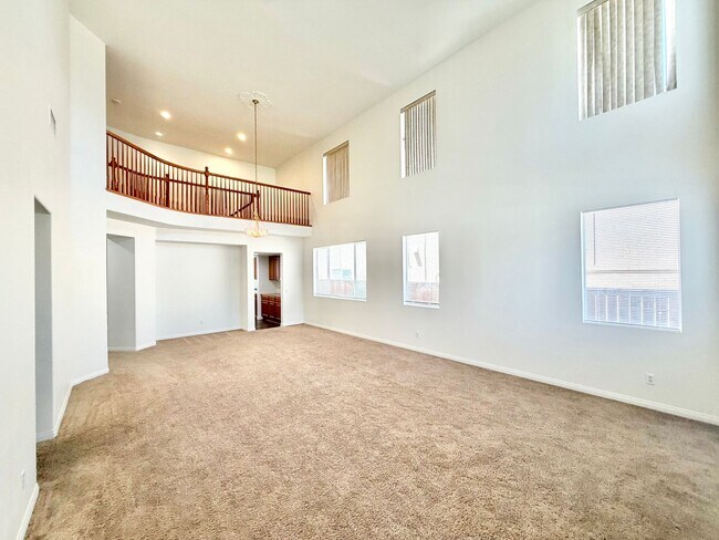Building Photo - 40053 Montage Ln