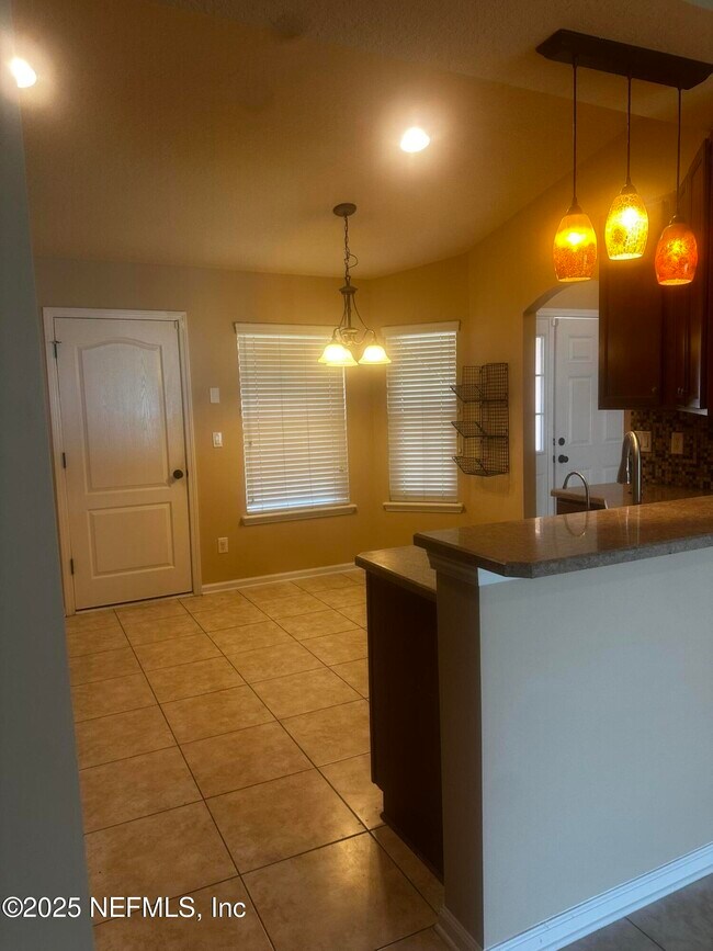 Building Photo - 45157 Ingleham Cir