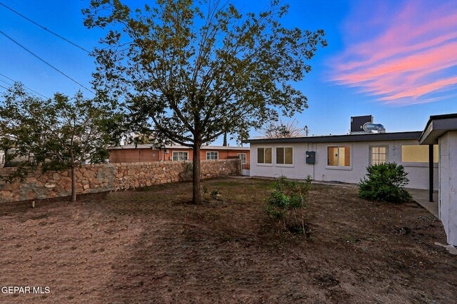Building Photo - 6251 Arapaho Rd
