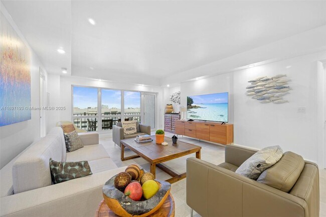 Building Photo - 5000 N Ocean Blvd