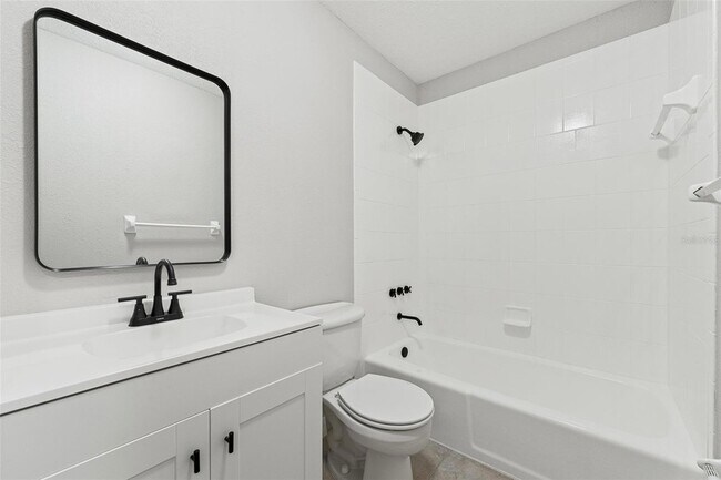 Building Photo - 47 Kathy Dr