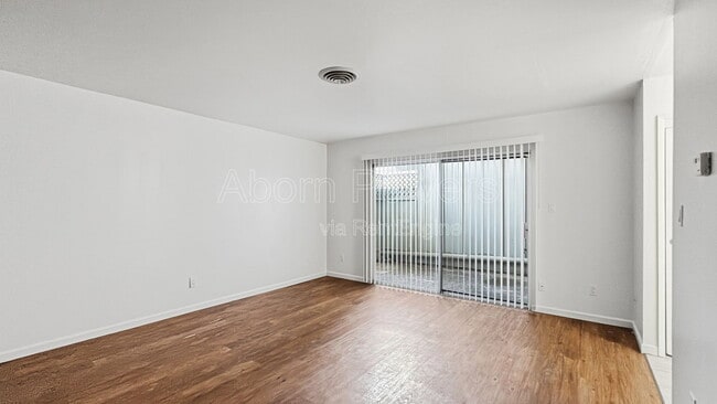 Building Photo - 5441 Olympic Way