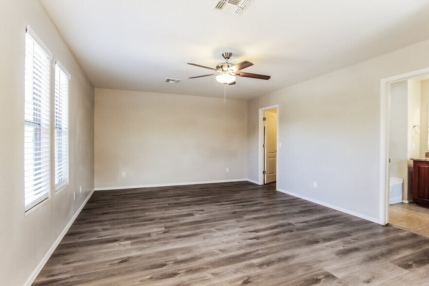 Building Photo - 18514 W Udall Dr