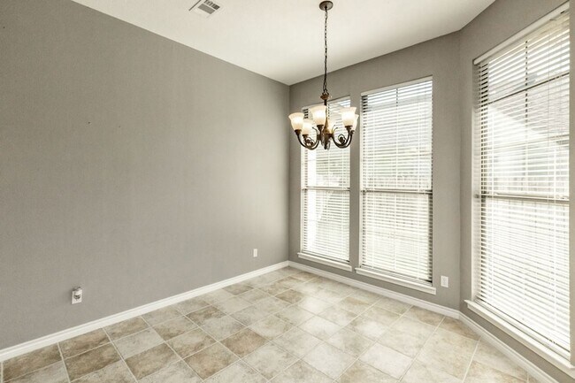 Building Photo - 434 Harbor Oaks Dr