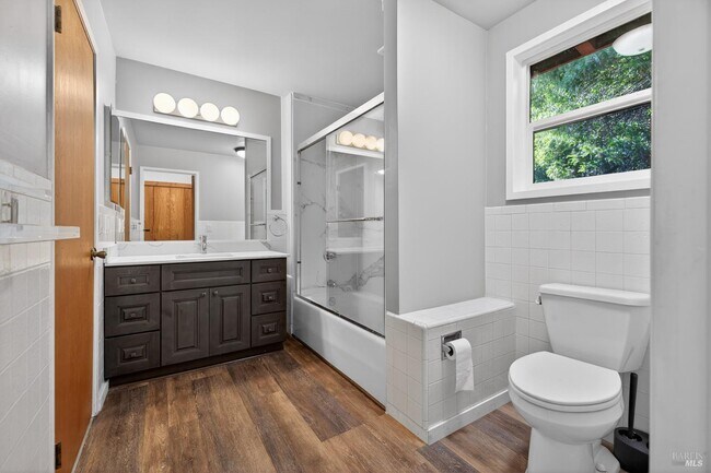 Building Photo - 2299 Sobre Vista Rd