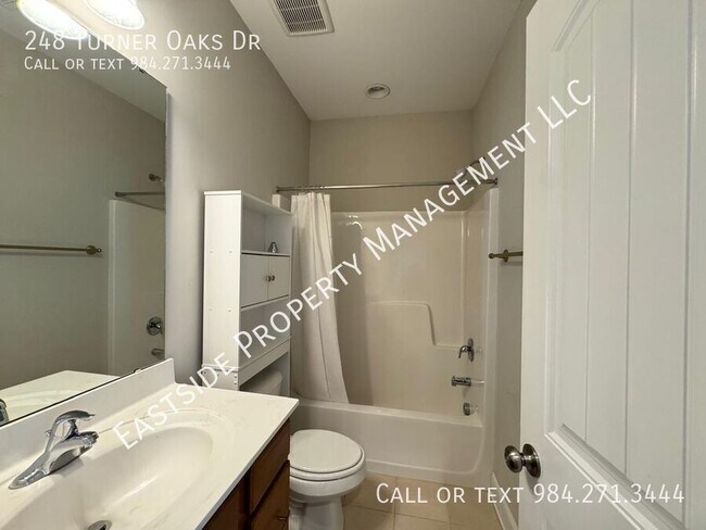 Building Photo - 248 Turner Oaks Dr