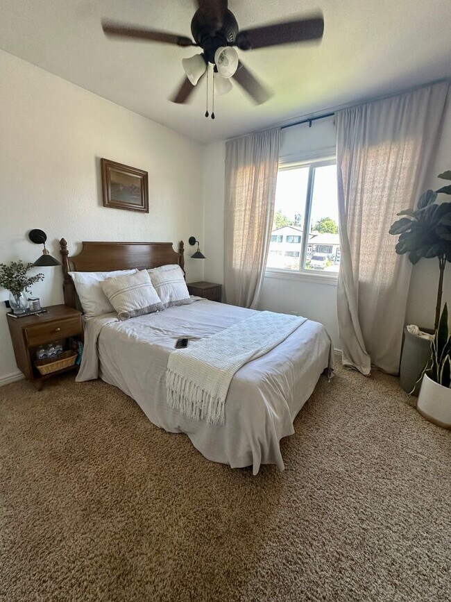 Building Photo - Charming 4 Bedroom Home w/ A/C in Security