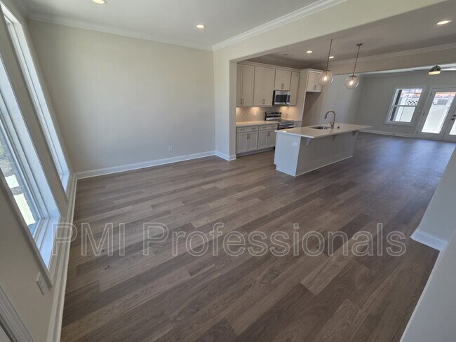 Building Photo - 1341 Rebecca Johns Dr