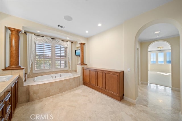 Building Photo - 142 Sidney Bay Dr