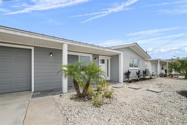 Building Photo - 13704 Veronica Dr