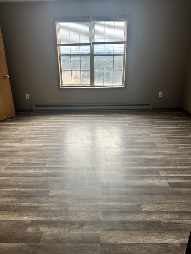 Building Photo - 175 Victoria Arms Cir