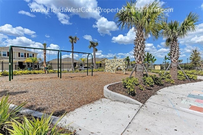 Building Photo - GORGEOUS DEL TIERRA HOME WITH FENCED YARD! 3 BED/2 BATH AMAZING KITCHEN! MAY MOVE IN !