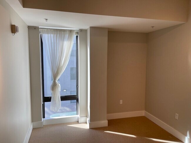 Building Photo - 257 Northampton St