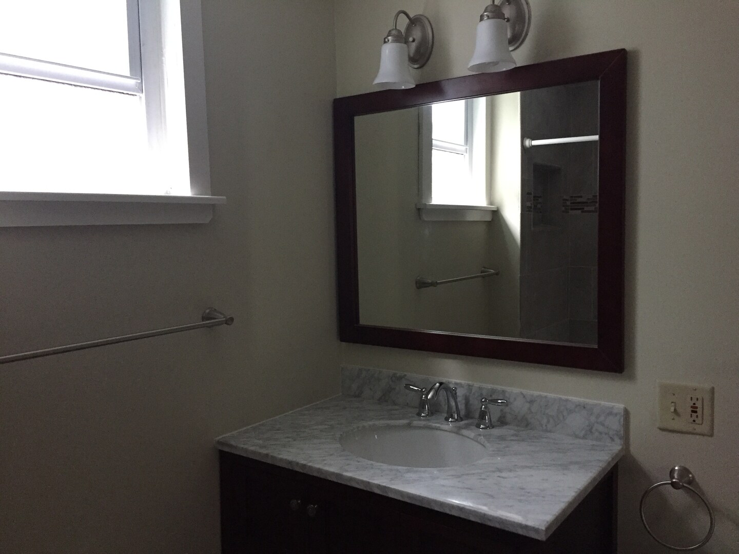 Building Photo - 940 Westcott St