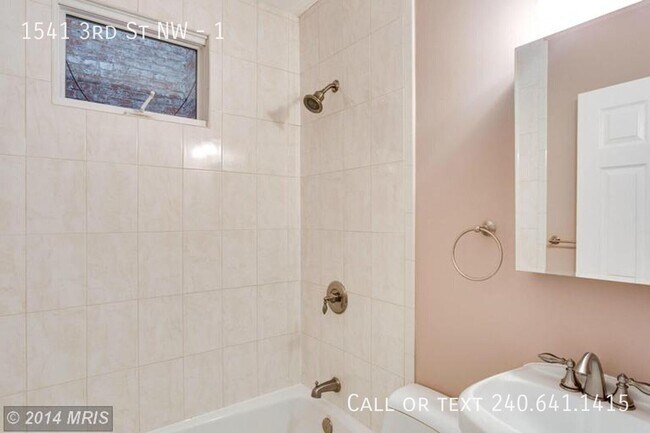 Building Photo - 1541 3rd St NW