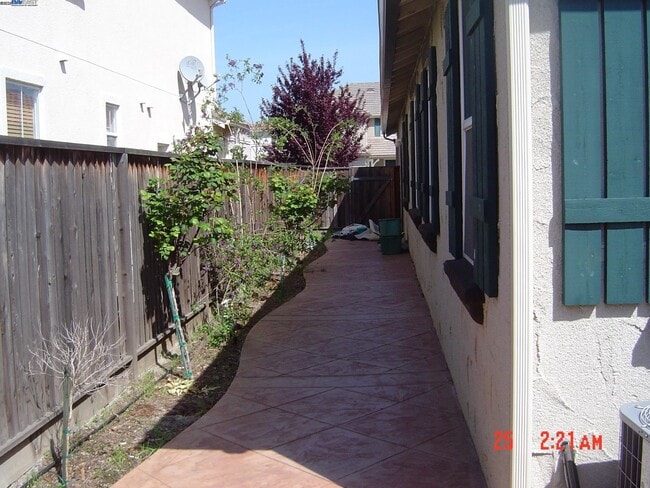 Building Photo - 37297 Aleppo Dr