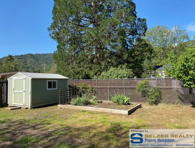 Building Photo - 1068 Alice Ave