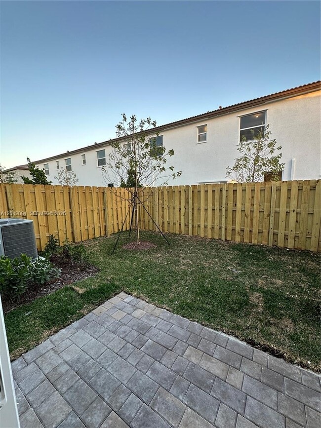 Building Photo - 2889 25rd