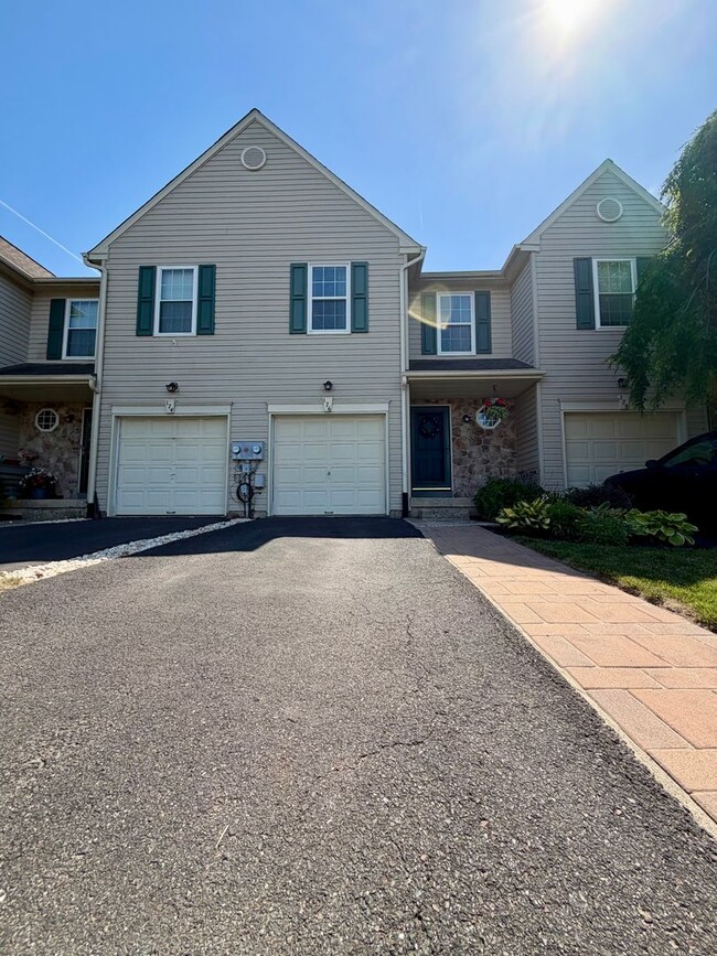 Building Photo - Stunning 3-Bedroom/2-Bathroom Townhouse in Perkasie! Available Mid July!