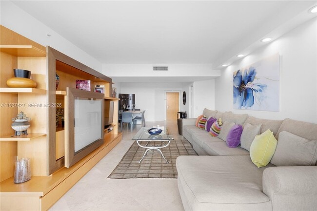 Building Photo - 21055 Yacht Club Dr