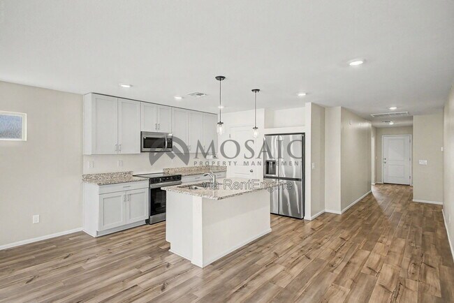 Building Photo - 1304 W Inca Dr