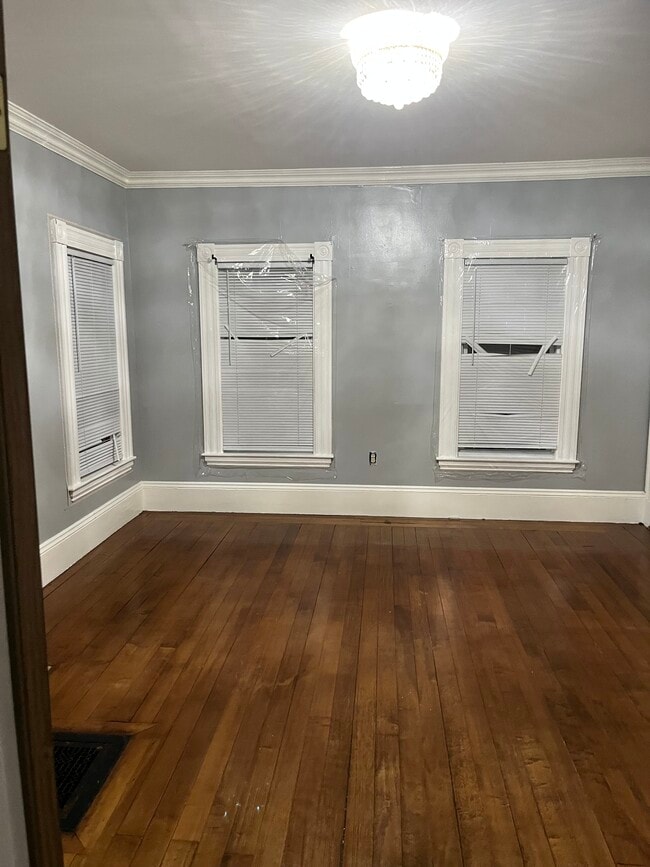 Primary Photo - 16 Abbott Pl