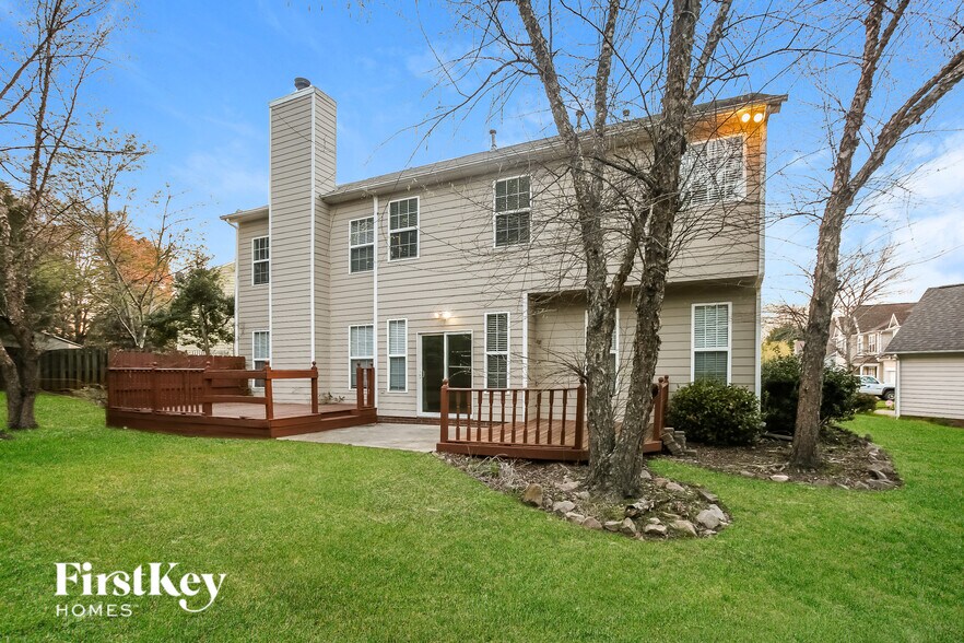 Building Photo - 8802 Glenover Cir