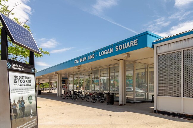 Building Photo - 2724 N Kimball Ave
