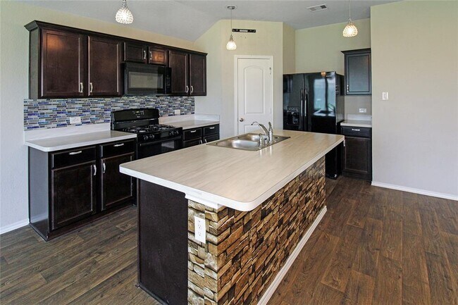 Building Photo - 5438 Creekside Ridge Trail