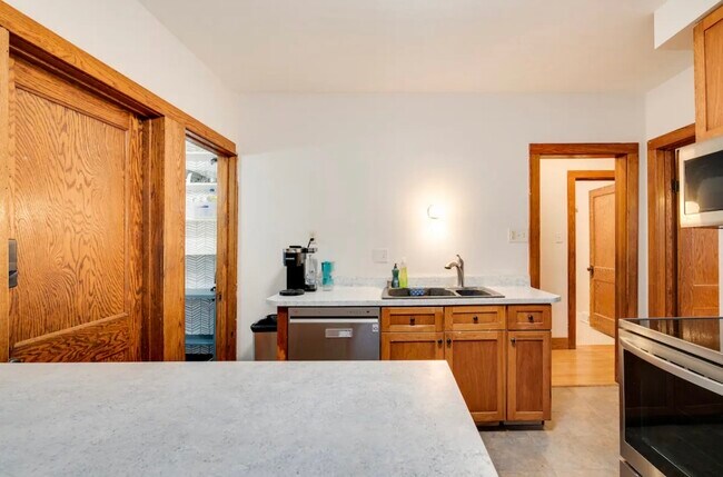 Building Photo - 2173-75 S 69th St