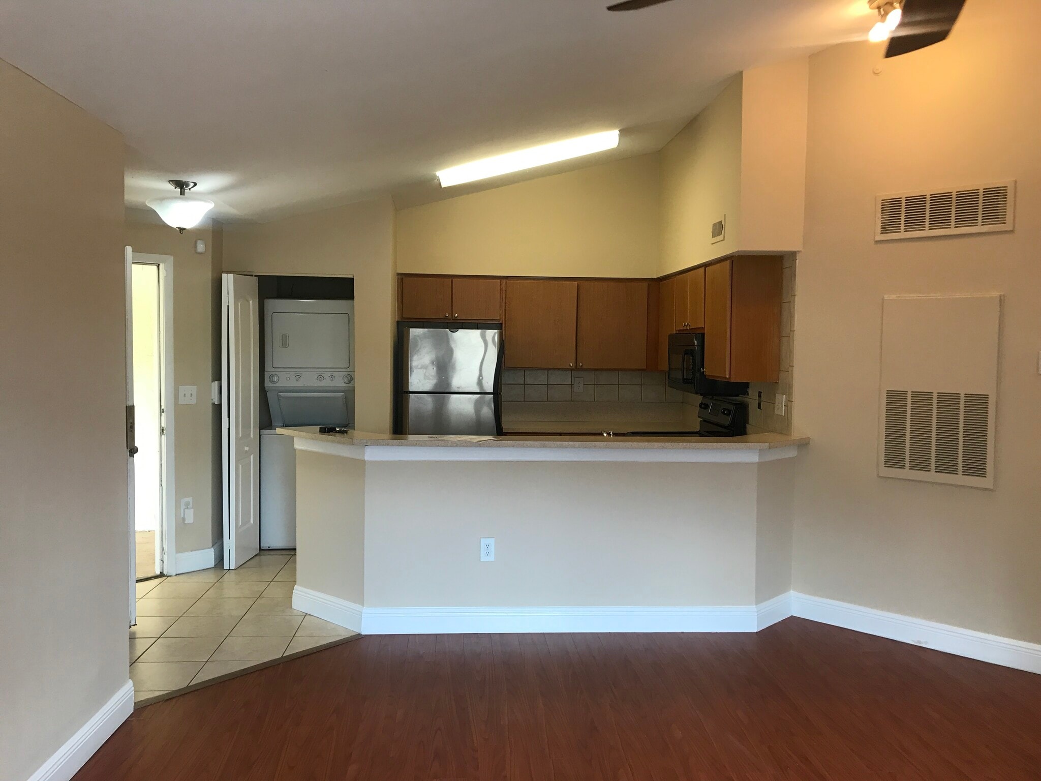 Building Photo - 2445 SW 18th Ter