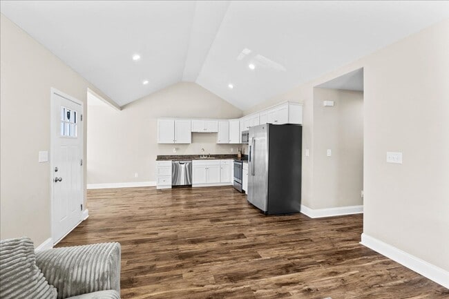 Building Photo - Pristine 3 Bed 2 Bath Home in Dalton