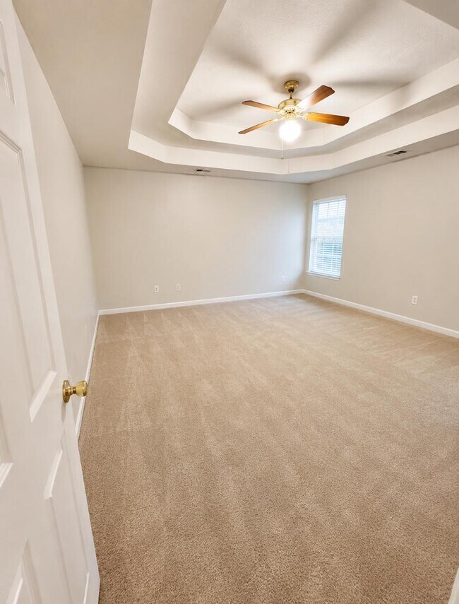 Building Photo - 212 Rankin Cir