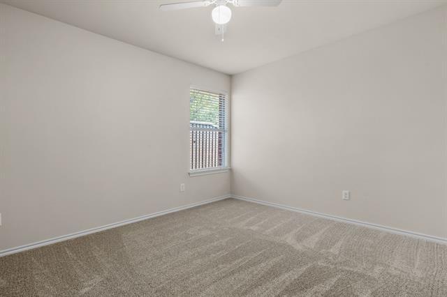 Building Photo - 6005 Parkplace Dr