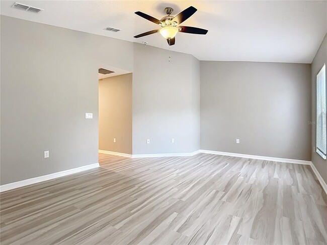 Building Photo - 225 Bella Verano Way