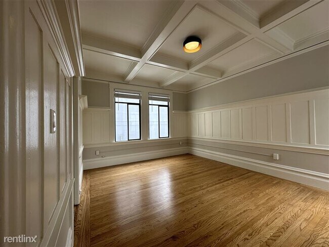 Primary Photo - TOP FLOOR FLAT|SPACIOUS AND SUNNY|CALTRAIN...